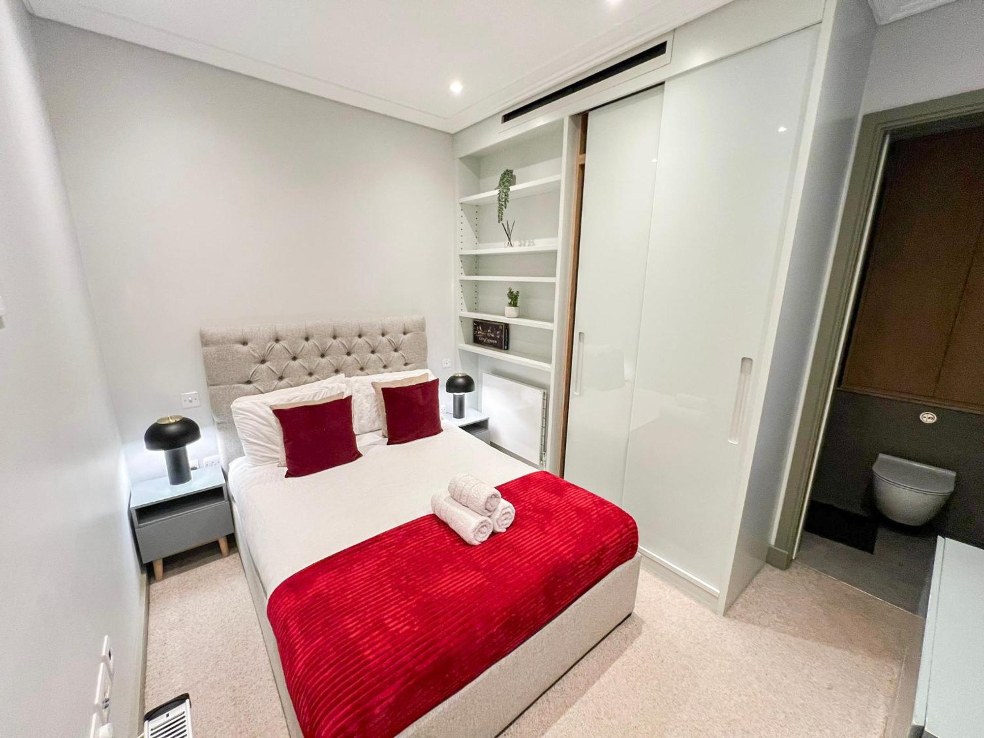 Posh 3 Bedroom Flat With Terrace And Indoor Fireplace In Mayfair, Near Hyde Park Londres Exterior foto