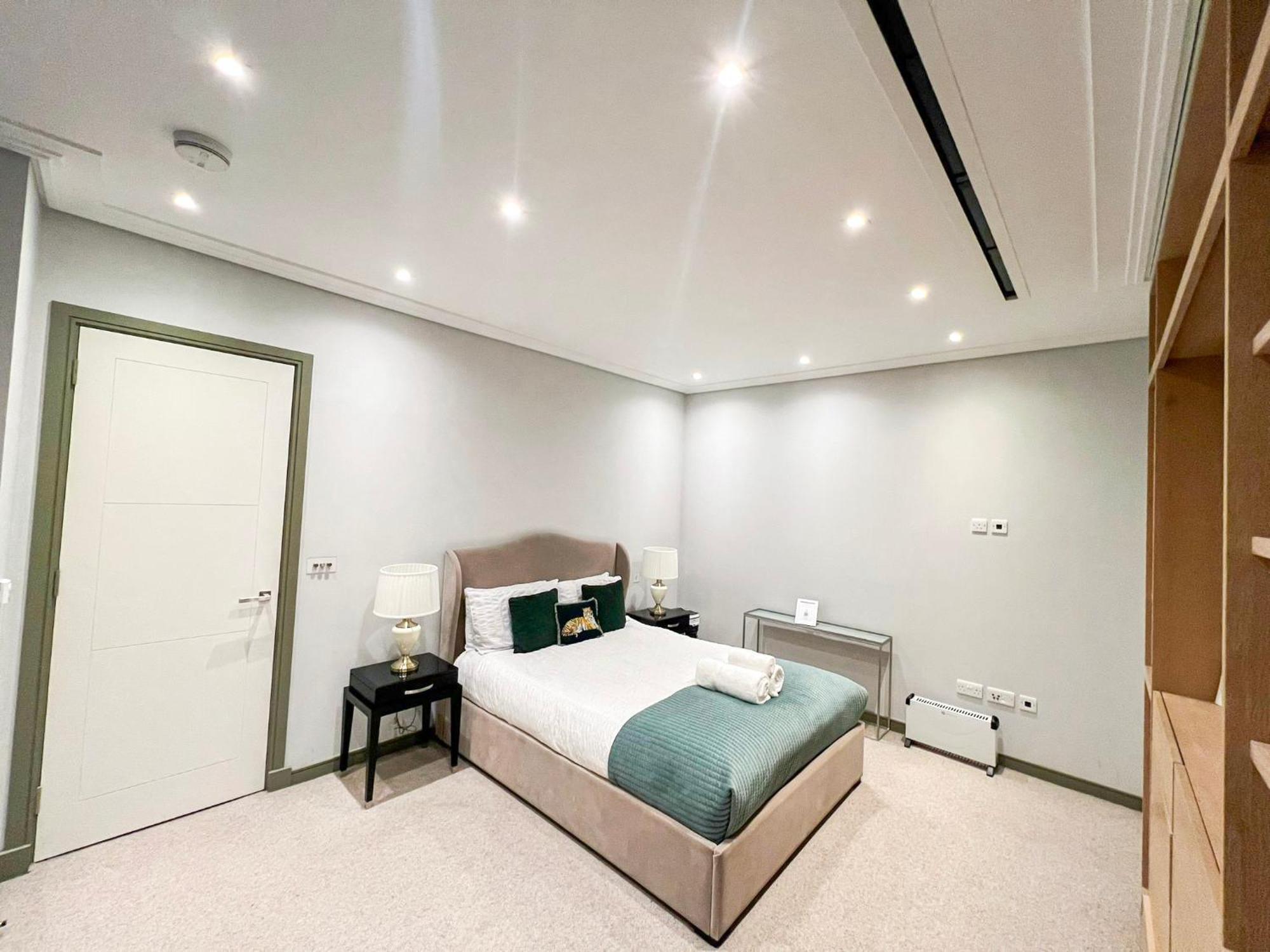 Posh 3 Bedroom Flat With Terrace And Indoor Fireplace In Mayfair, Near Hyde Park Londres Exterior foto